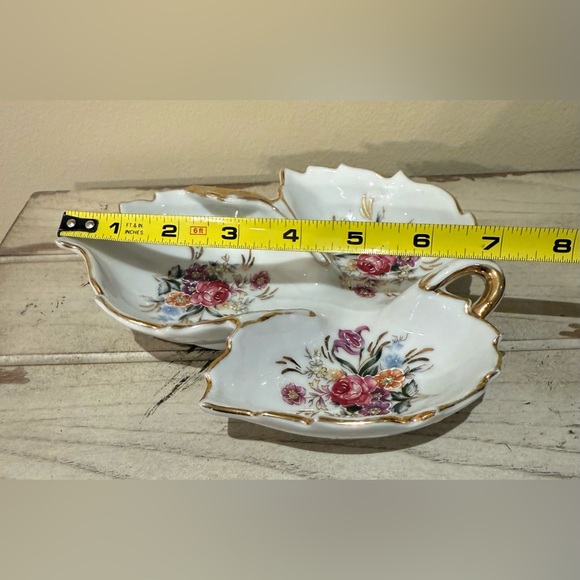 Vintage Thames Japan Hand painted Porcelain Maple Leaf Trinket Dish - Picture 4 of 6